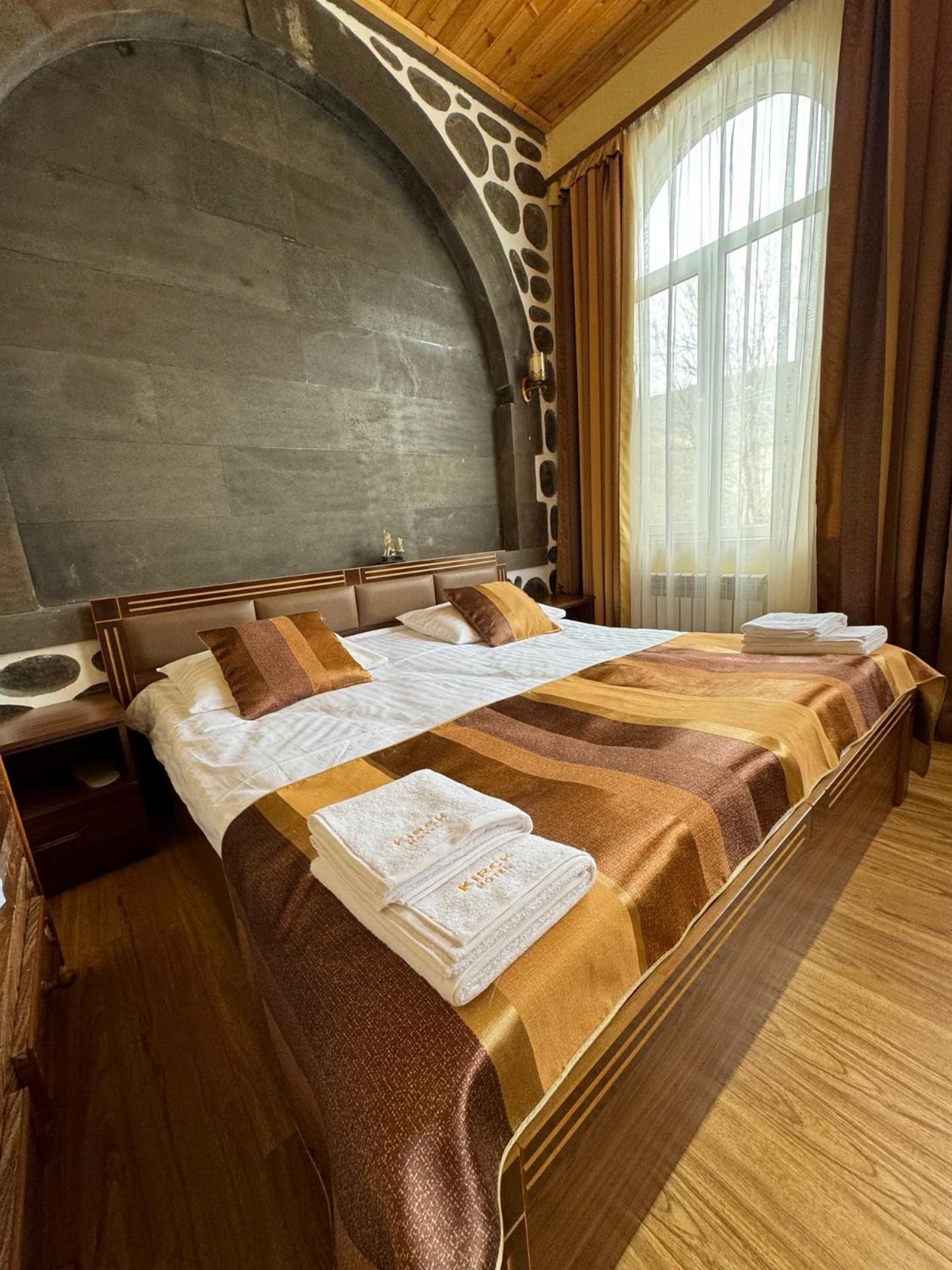 Kirch Hotel & Restaurant Goris Luaran gambar