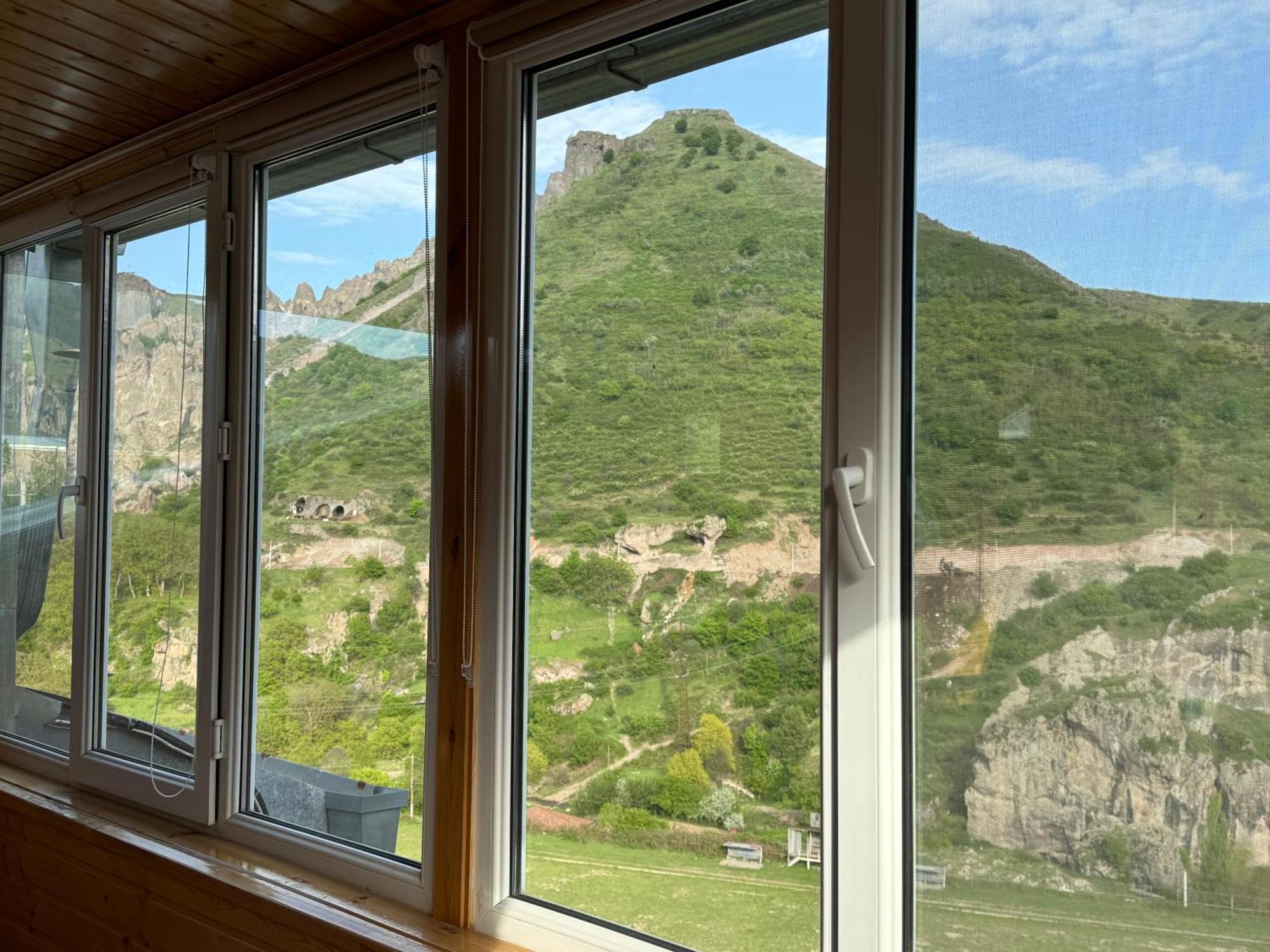 Kirch Hotel & Restaurant Goris Luaran gambar